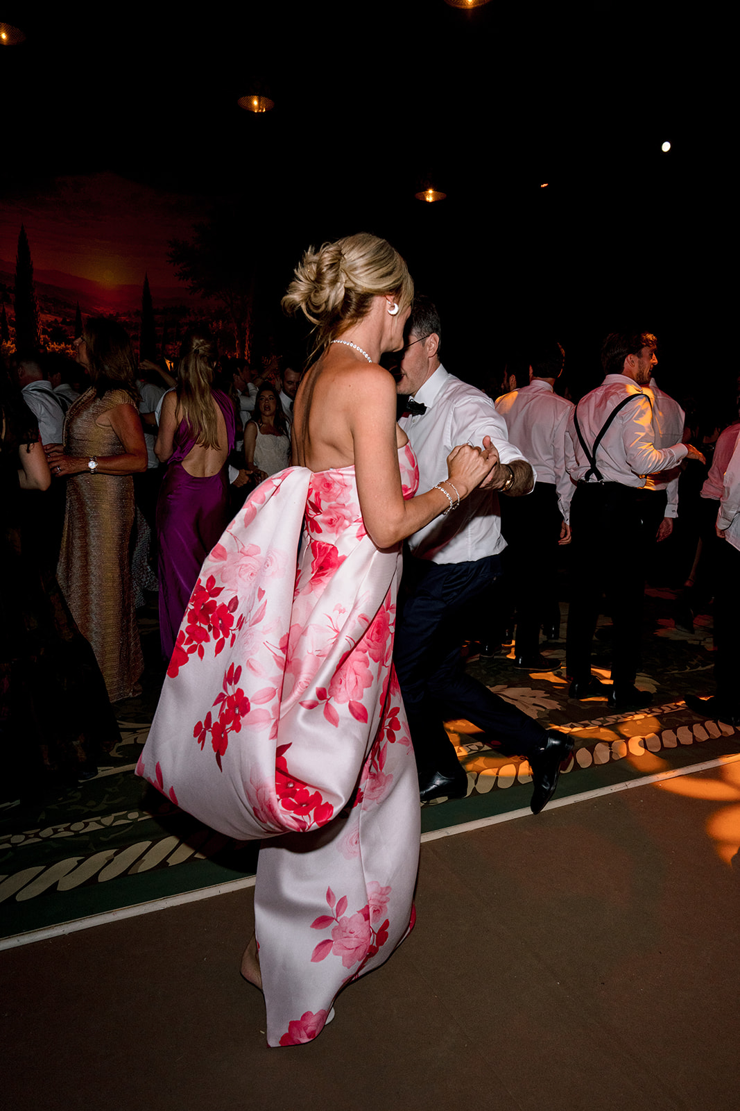 Guests dancing during a destination wedding in Provence